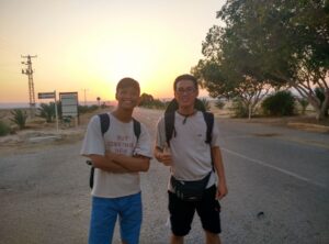 The heart of gold of Nguyen Trung Hieu and Dong Hoang Son – Israel internship program donating to the following students